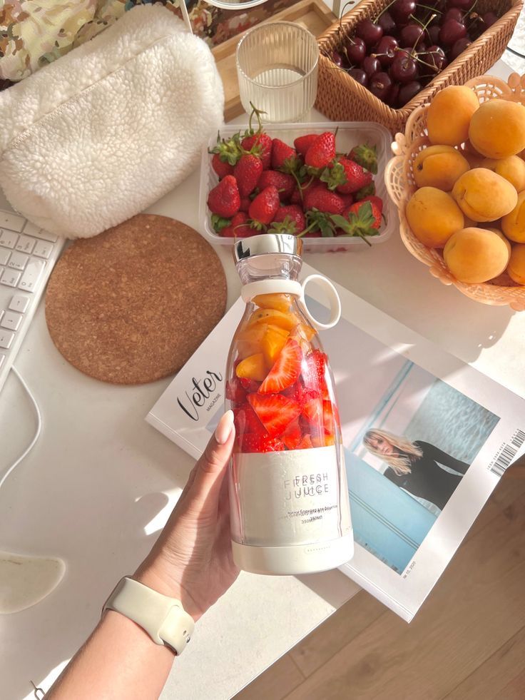 Portable juicer blender